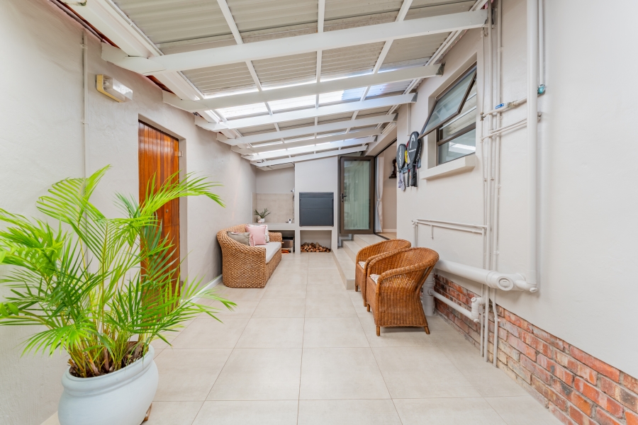 4 Bedroom Property for Sale in St Francis On Sea Eastern Cape